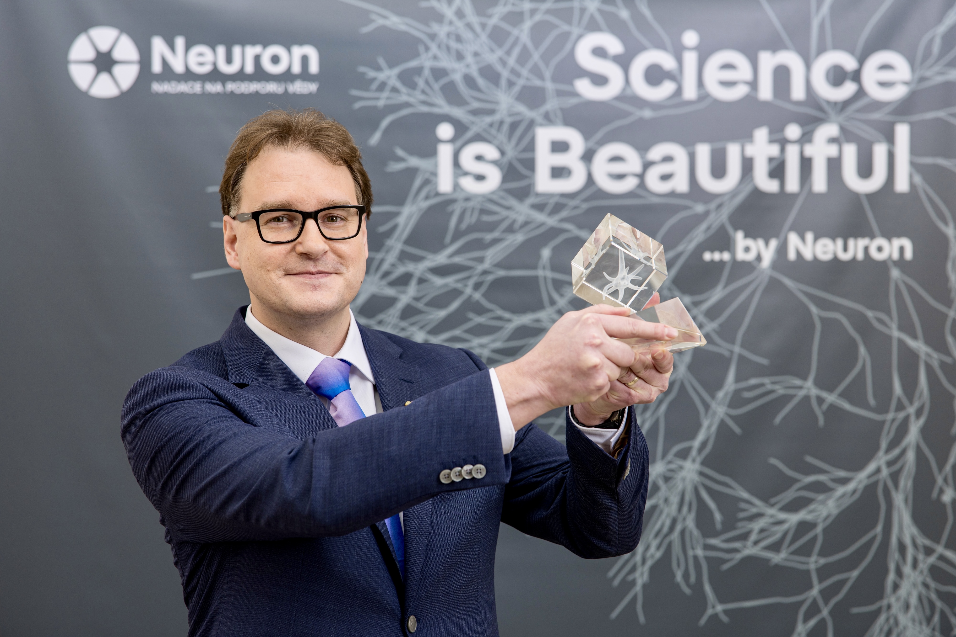 Neuron